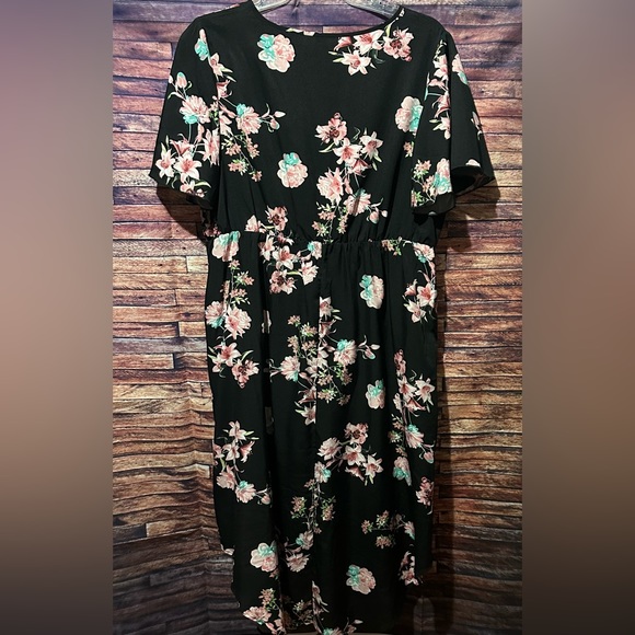 Shein Floral Print Butterfly Sleeve Dress - Picture 2 of 3
